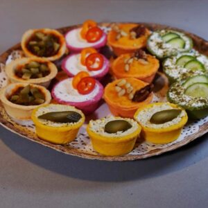 מגש טארטלים מלוח 15יח